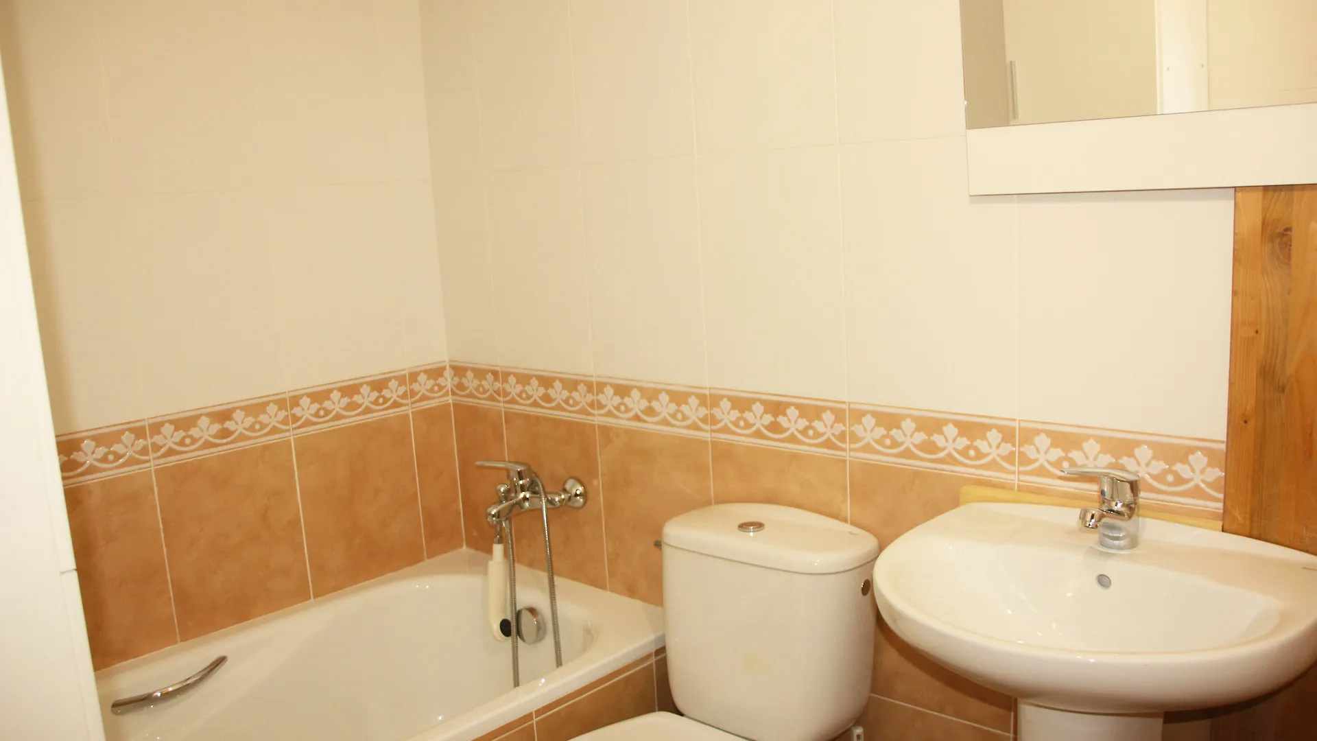 Apartment Apartamentos La Pleta Incles Suites 3000 Andorra